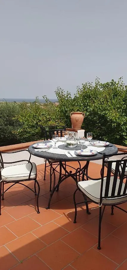 San Teodoro Sea View Apartment